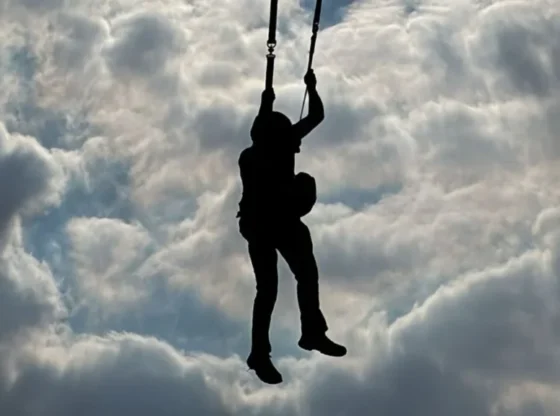 The Secretariat of National Defense and the National Guard carried out various demonstrations to highlight the training of paratroopers.