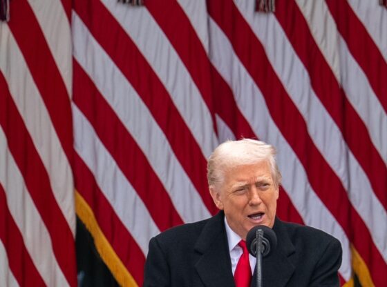 Trump revela placas de los expresidentes en la Casa Blanca